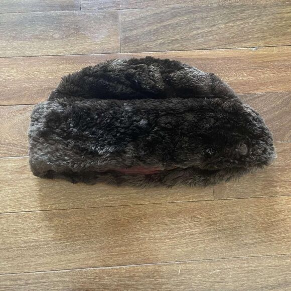 Women's Brown and Red Hat - Picture 2 of 5